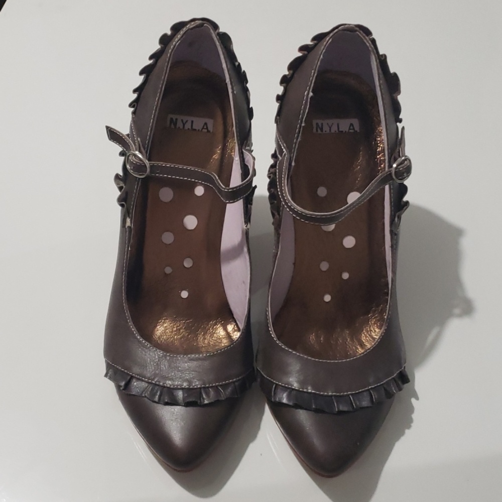 N.Y.L.A Sonia Brown Leather Heels Size 8 - Picture 2 of 7